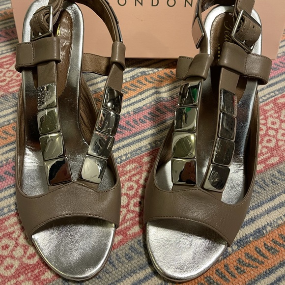 Ted baker size 8.  Excellent condition - Picture 4 of 10